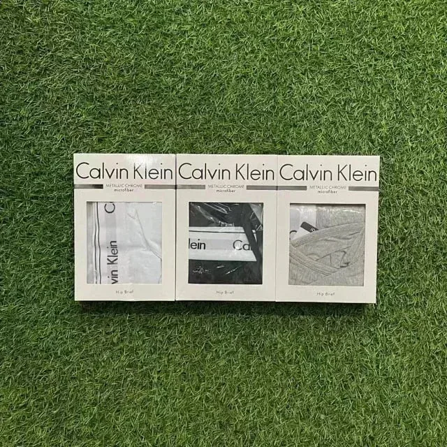 Calvin Klein Bralette and Thong Underwear Set QC photo