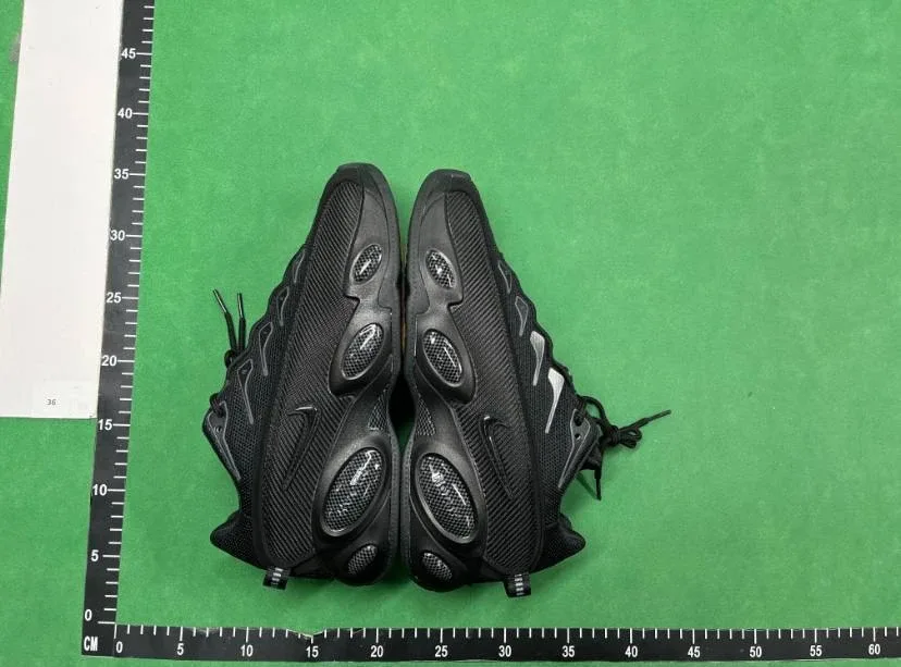 Nike Sneakers QC photo