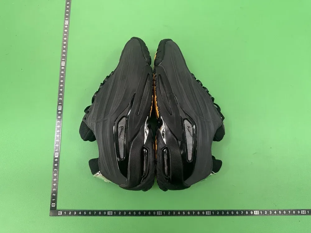 Nike Sneakers QC photo