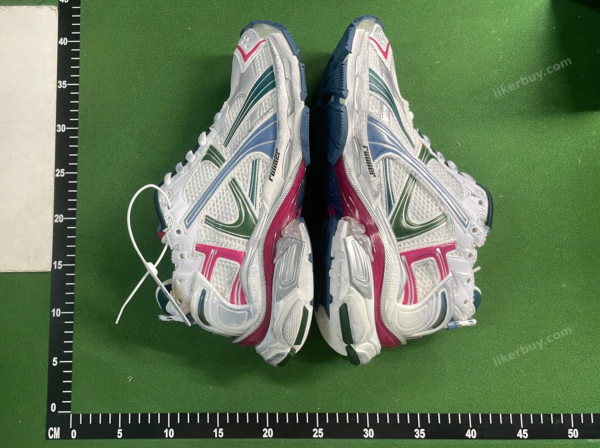 VG Version Sneakers QC photo