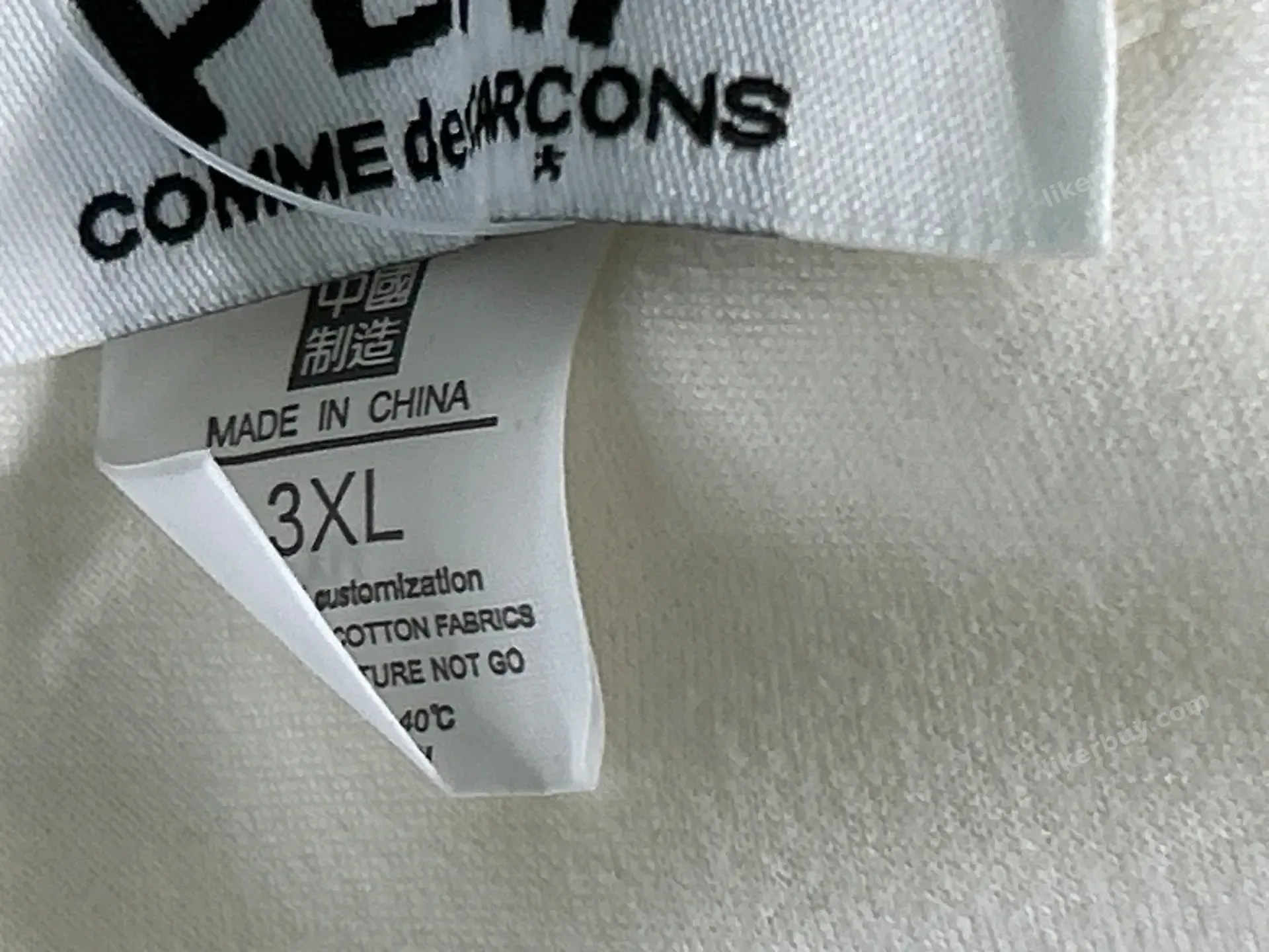 Comme des Garçons PLAY Heart Logo Sweatshirt QC photo