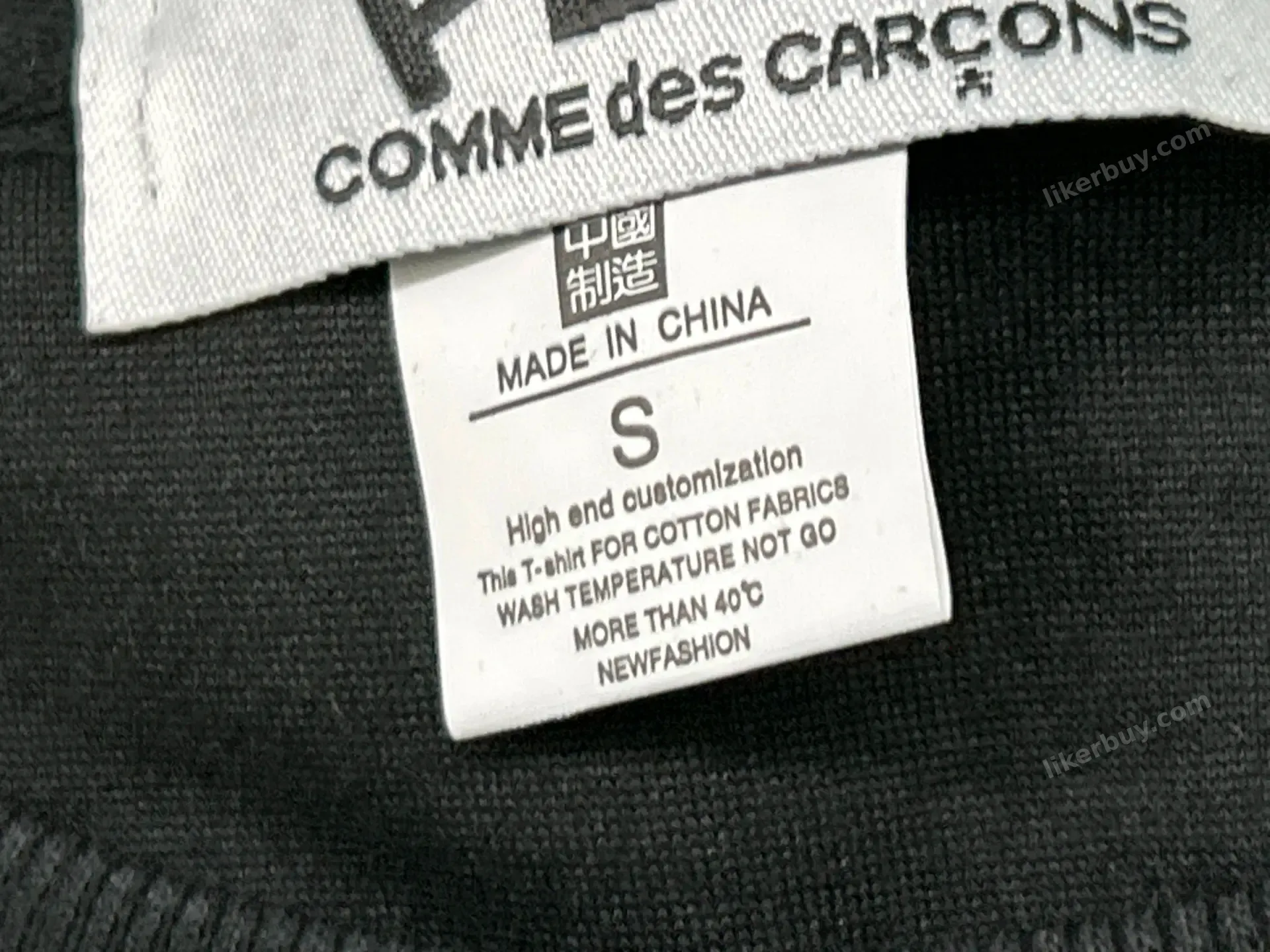 Comme des Garçons PLAY Heart Logo Sweatshirt QC photo