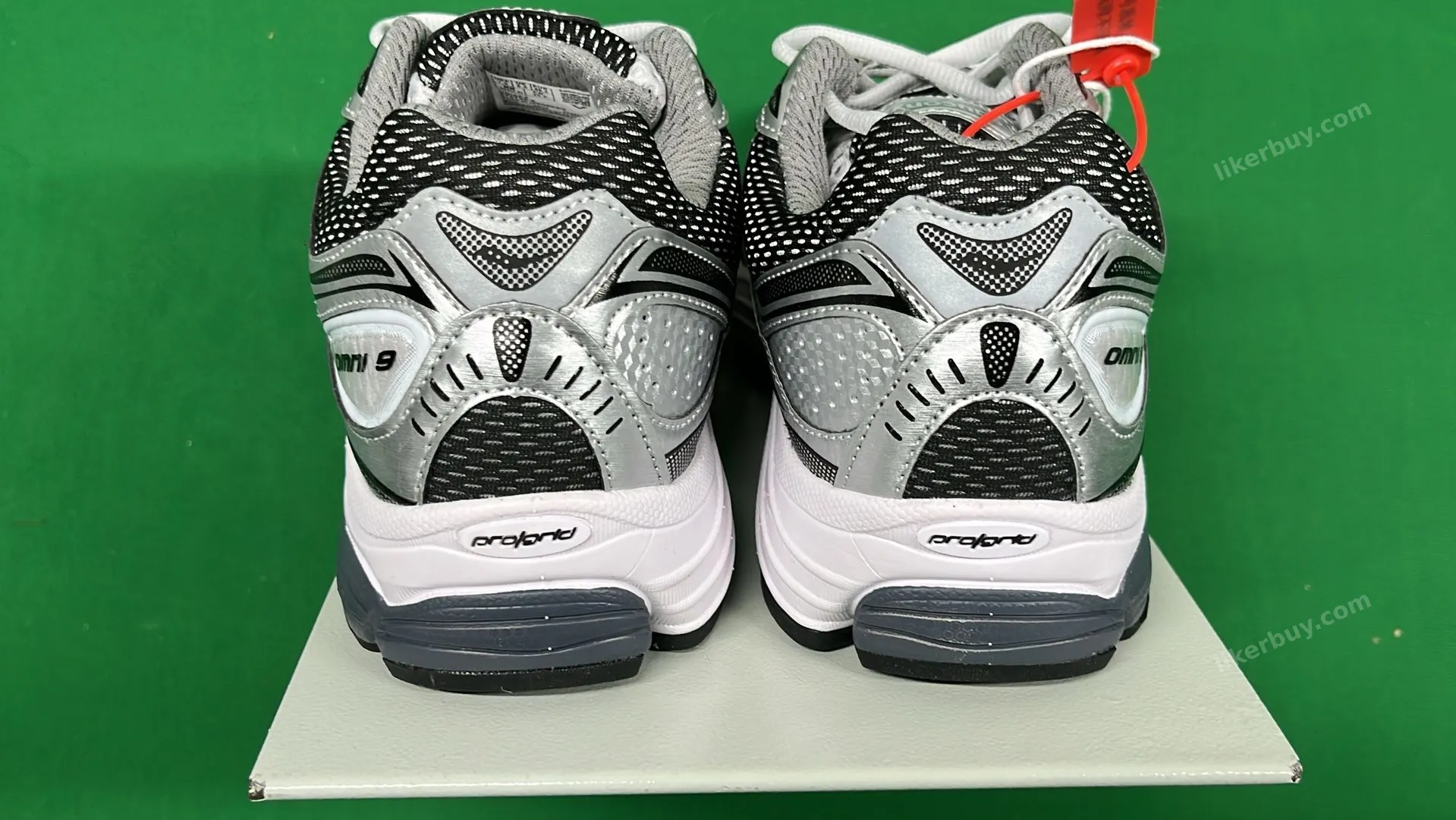 Saucony Grid Omni Sneakers QC photo