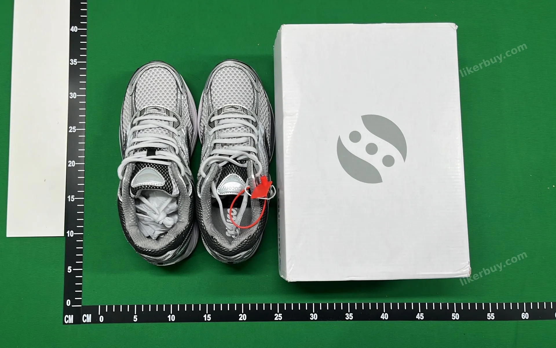 Saucony Grid Omni Sneakers QC photo