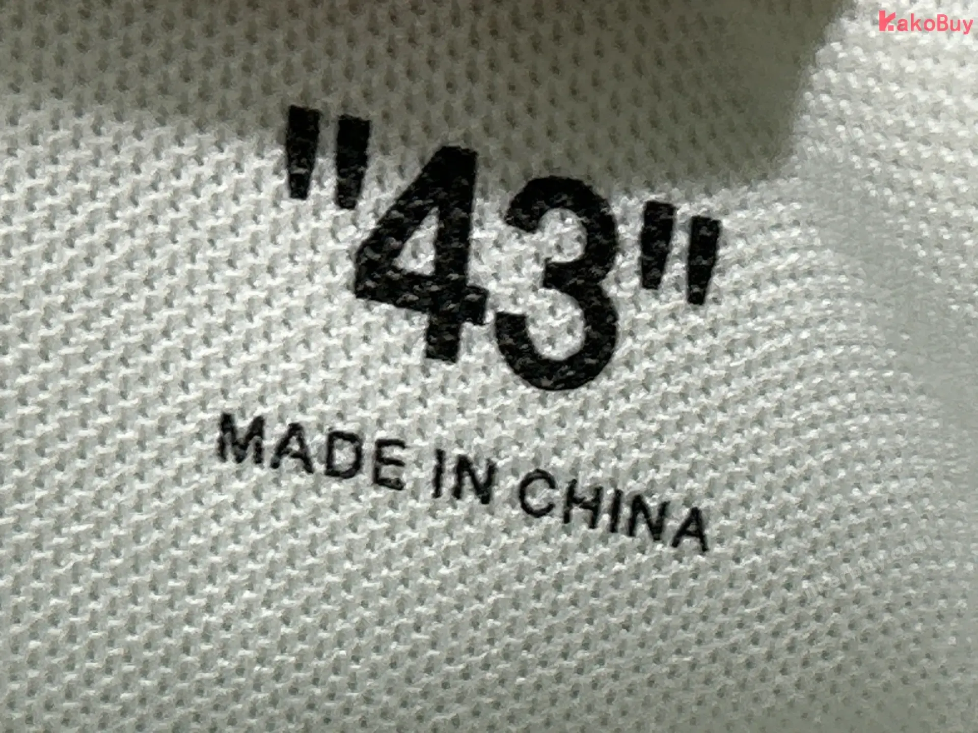 Off-White Arrow Sneakers QC photo