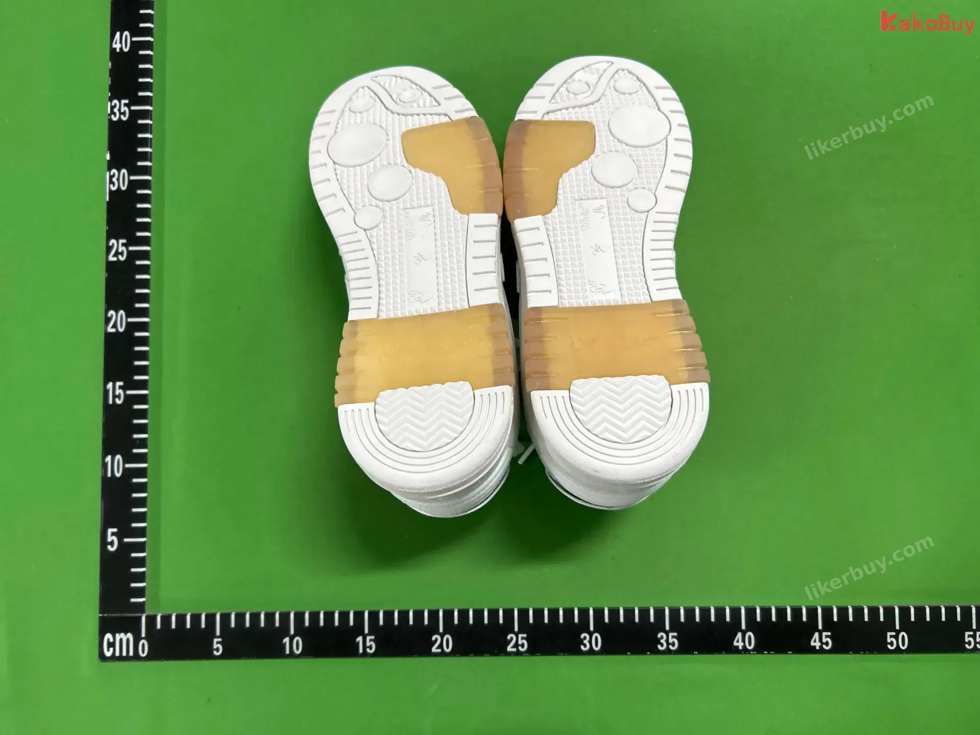 Off-White Arrow Sneakers QC photo