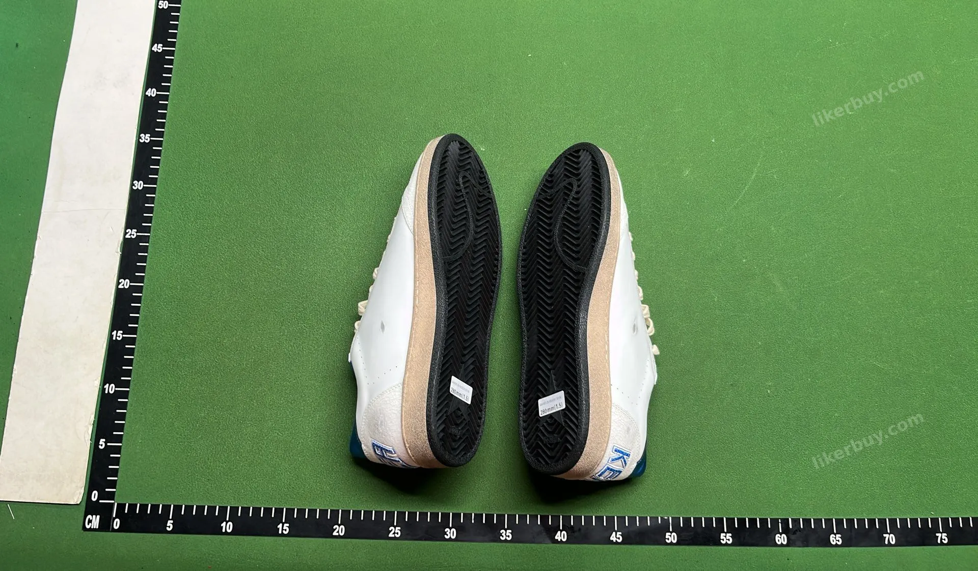Golden Goose Ballstar Sneakers QC photo