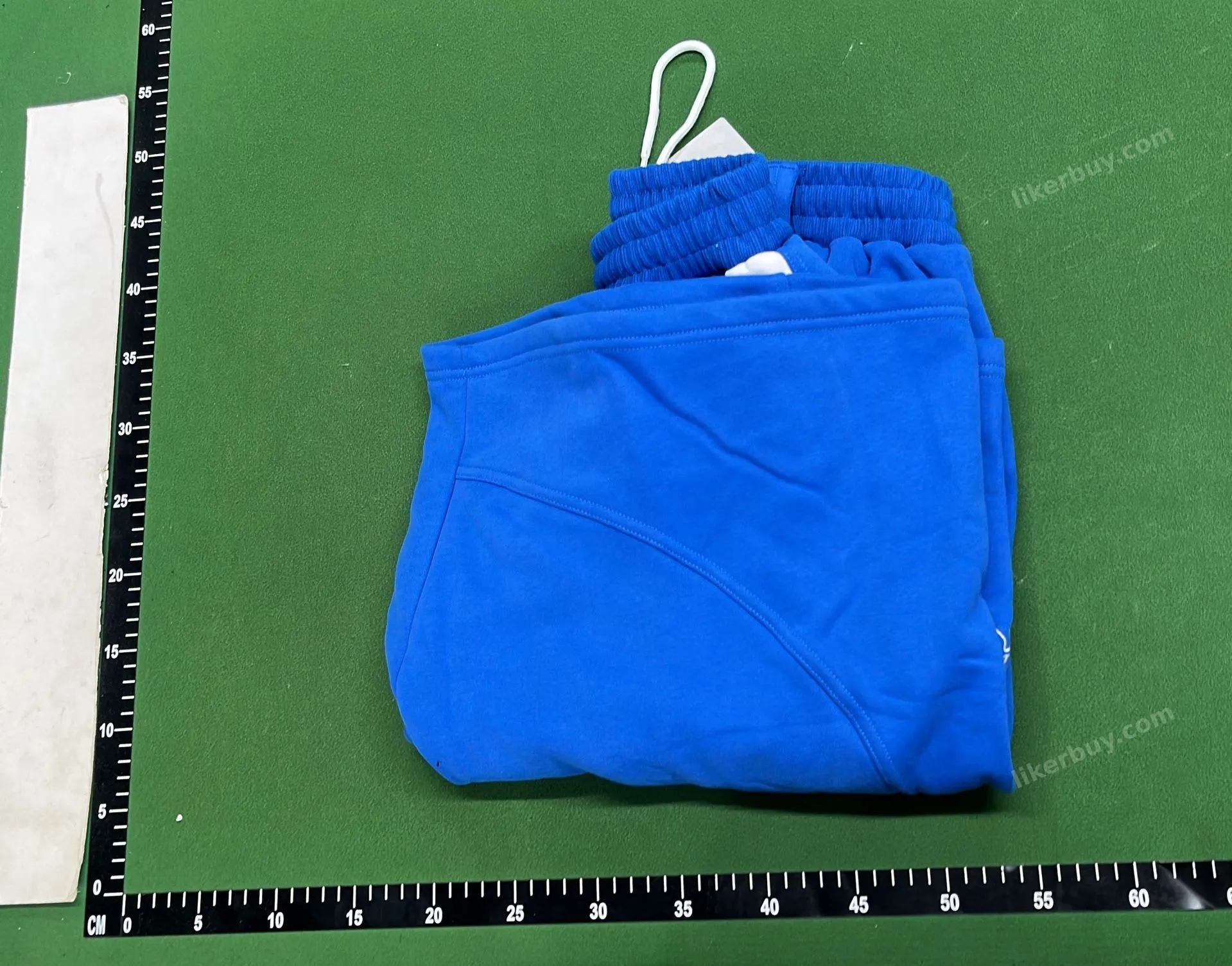 Moose Knuckles Logo Embroidered Shorts QC photo