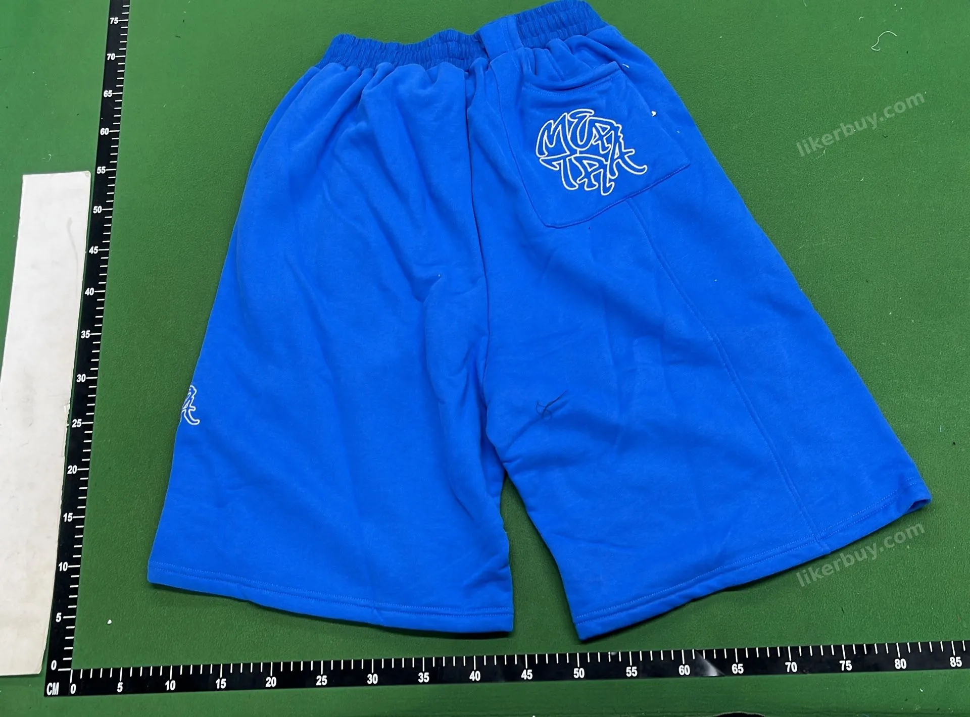 Moose Knuckles Logo Embroidered Shorts QC photo